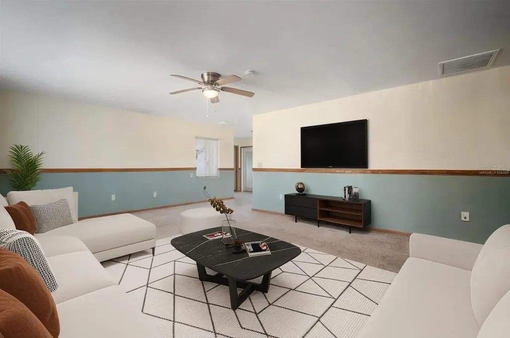 609 Fox Hills Drive Sun City Center FL 33573