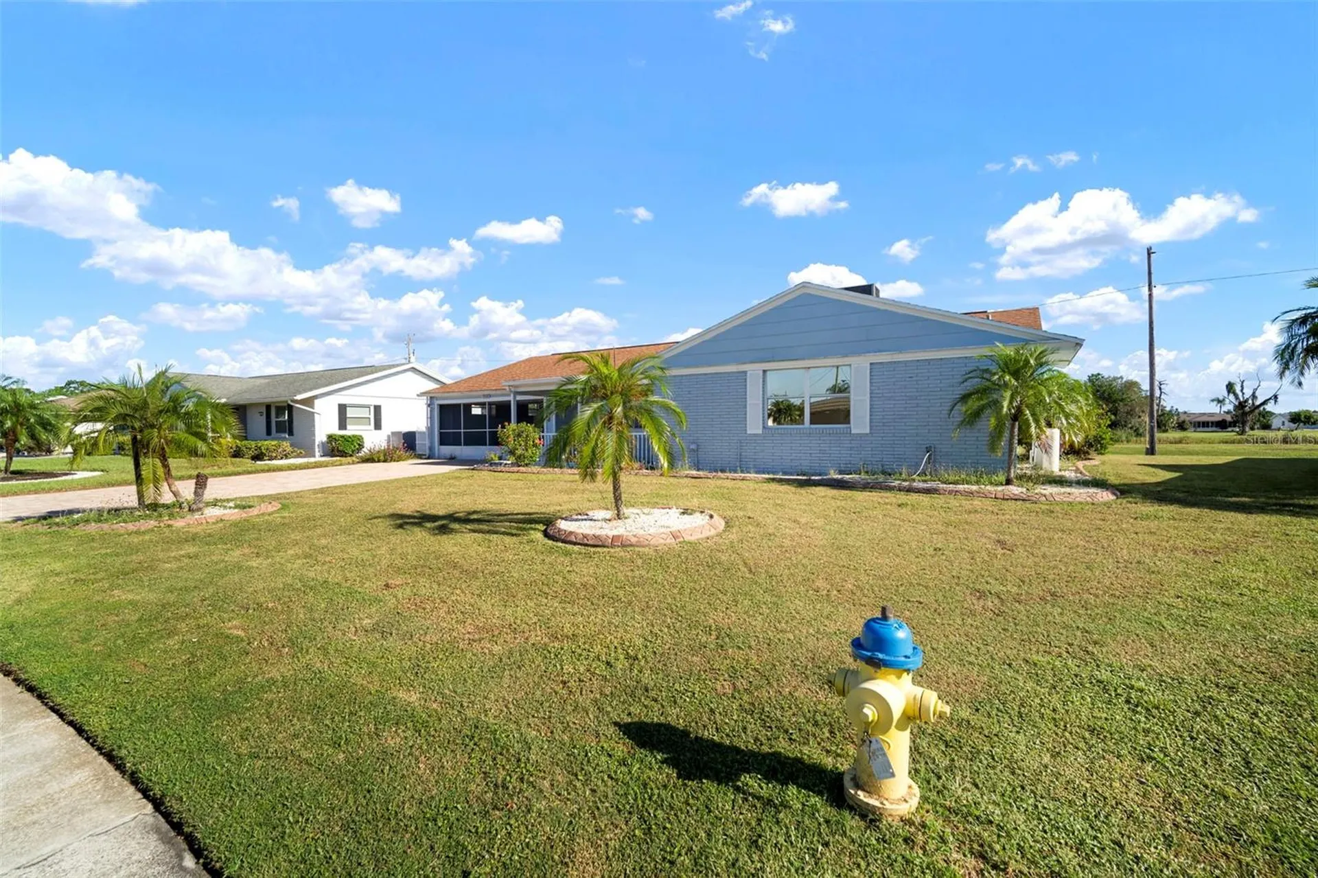 609 Fox Hills Drive Sun City Center FL 33573