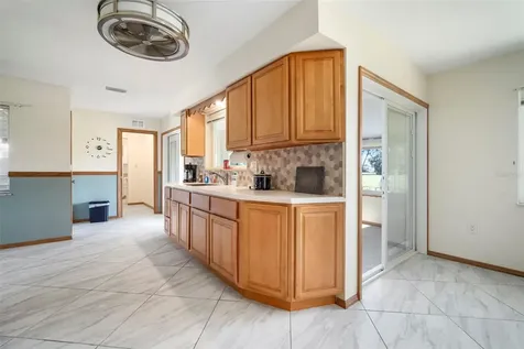 609 Fox Hills Drive Sun City Center FL 33573