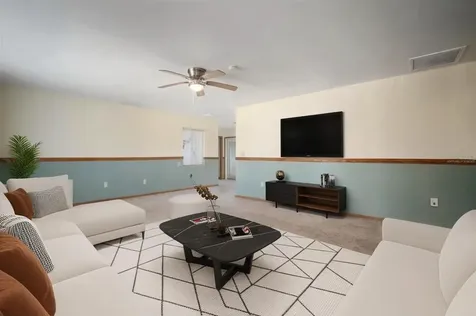 609 Fox Hills Drive Sun City Center FL 33573