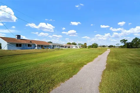 609 Fox Hills Drive Sun City Center FL 33573