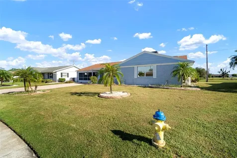 609 Fox Hills Drive Sun City Center FL 33573