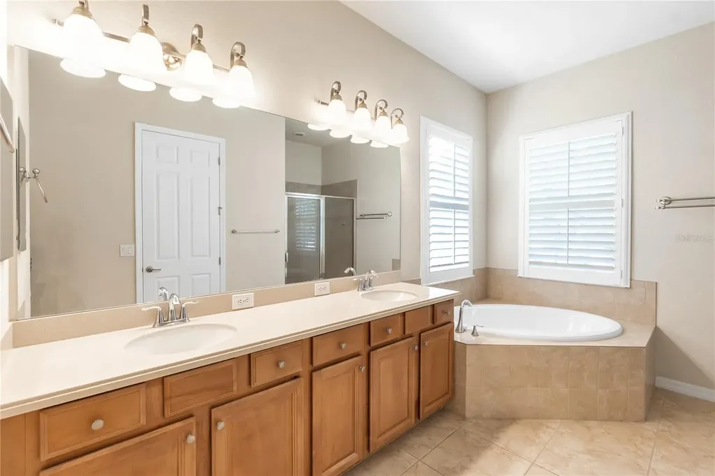 503 Grand Preserve Cove Bradenton FL 34212