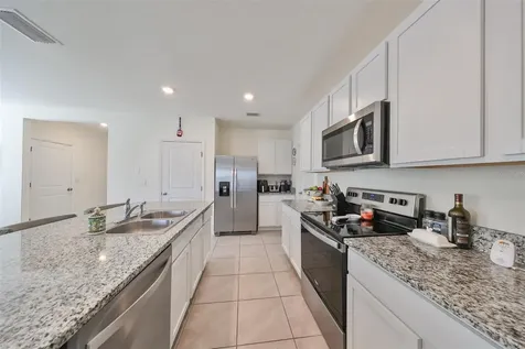 3528 Maple Grove Way Plant City FL 33565