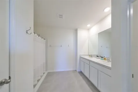 3528 Maple Grove Way Plant City FL 33565