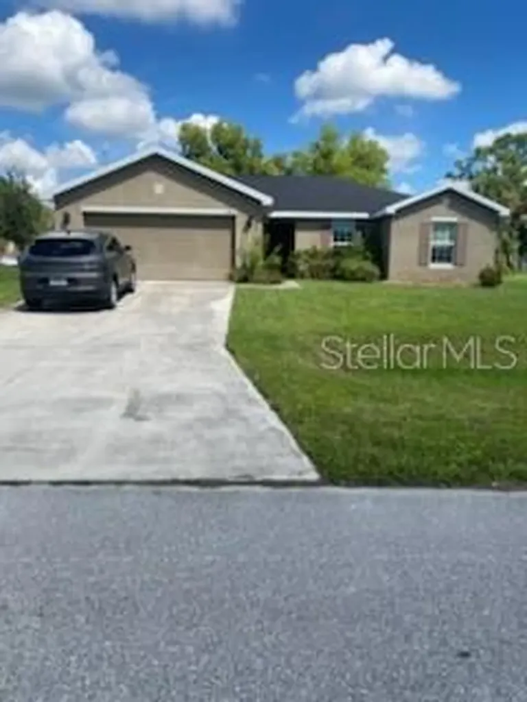 1813 SW 36th Terrace Cape Coral FL 33914