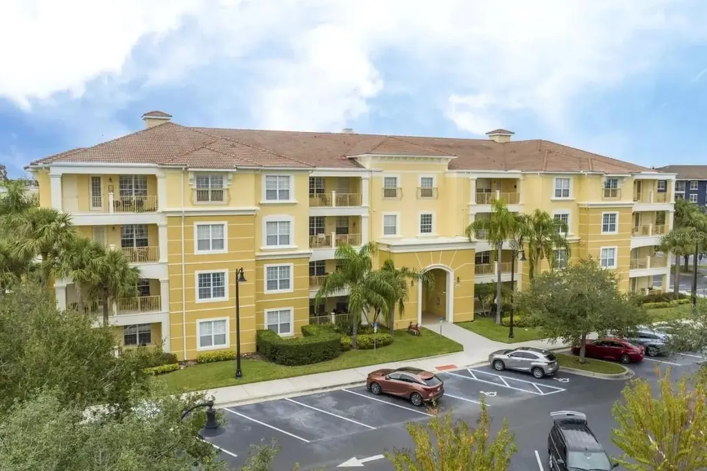5025 Shoreway Loop Orlando FL 32819