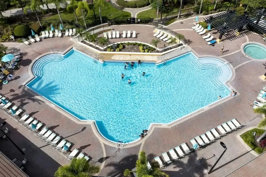 5025 Shoreway Loop Orlando FL 32819