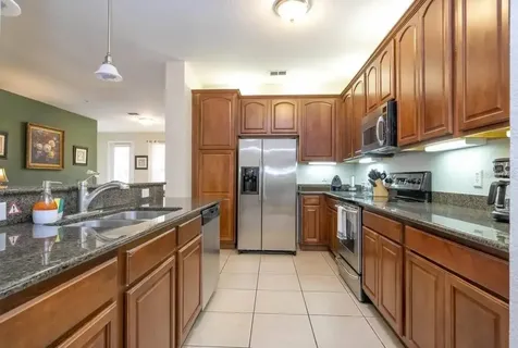 5025 Shoreway Loop Orlando FL 32819