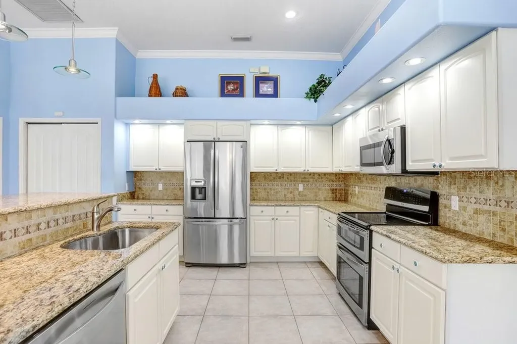 12009 Brewster Drive Tampa FL 33626