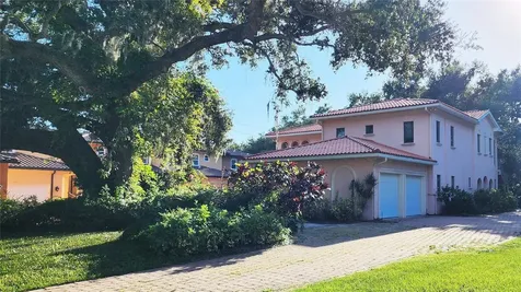 1962 Freedom Drive Clearwater FL 33755