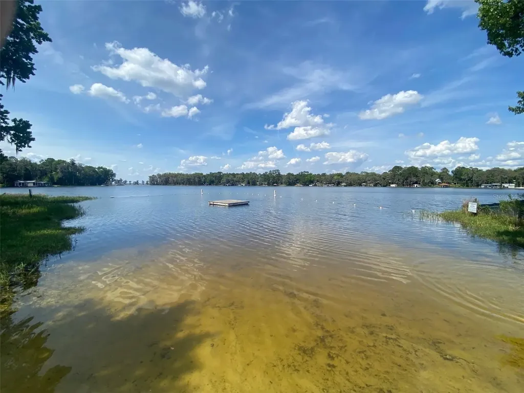 404 Grove Street Melrose FL 32666