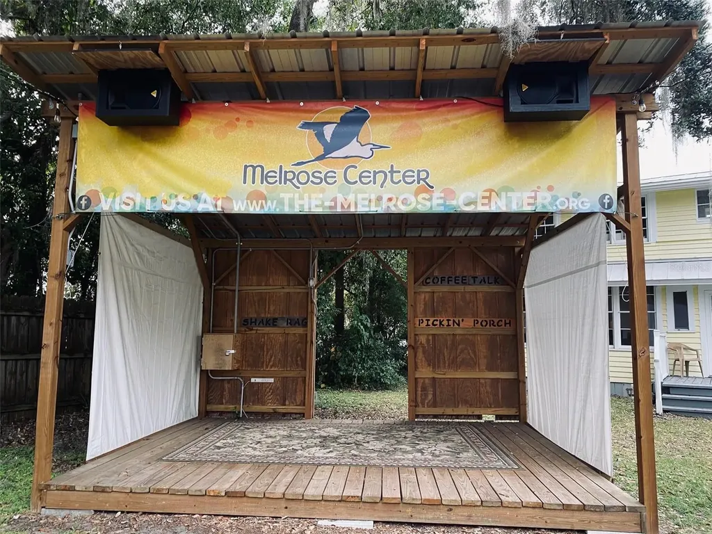 404 Grove Street Melrose FL 32666