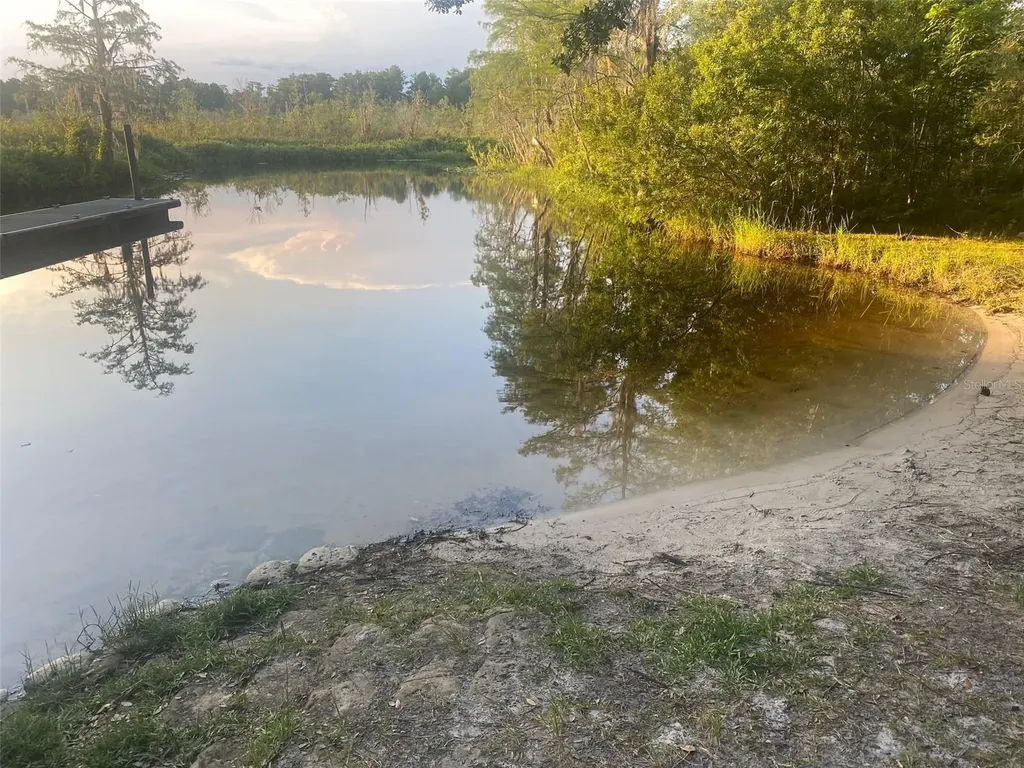 404 Grove Street Melrose FL 32666
