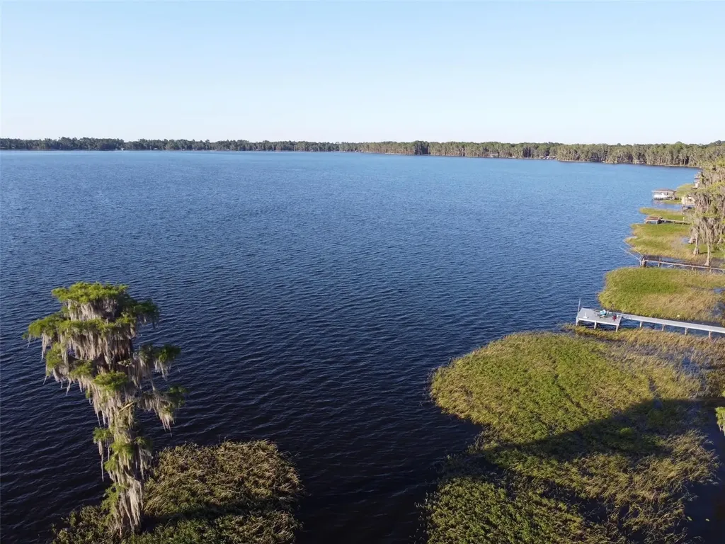 404 Grove Street Melrose FL 32666