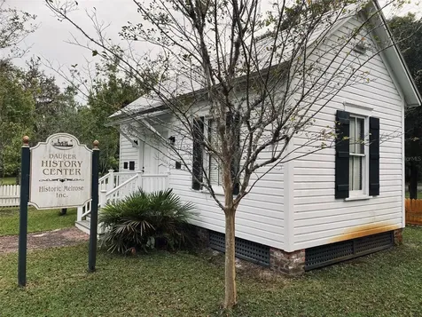 404 Grove Street Melrose FL 32666