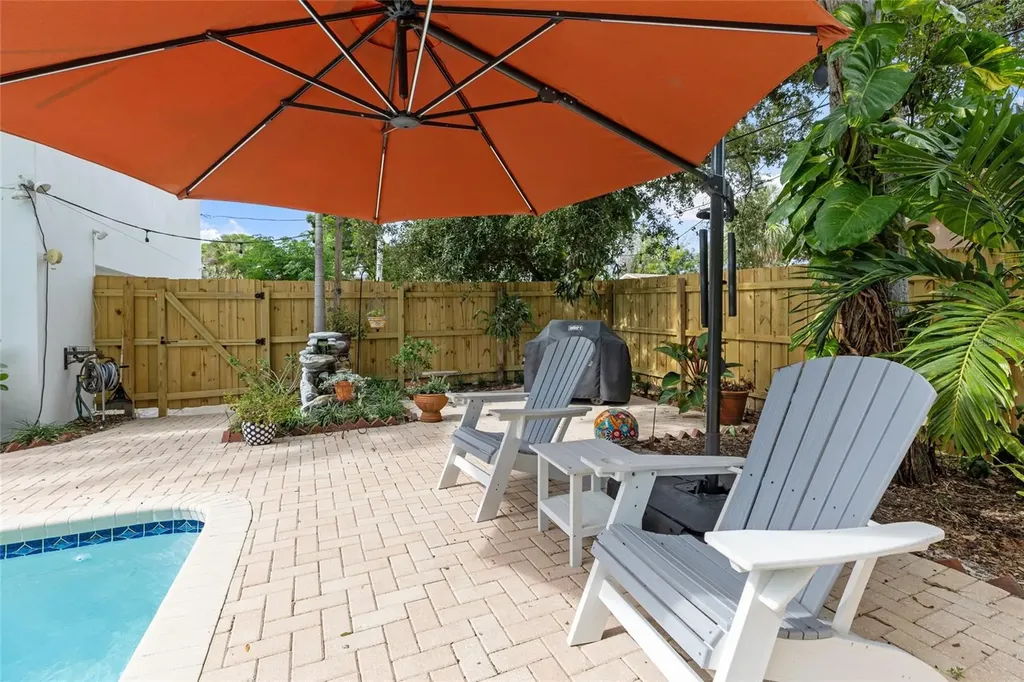311 Sunset Drive N St Petersburg FL 33710