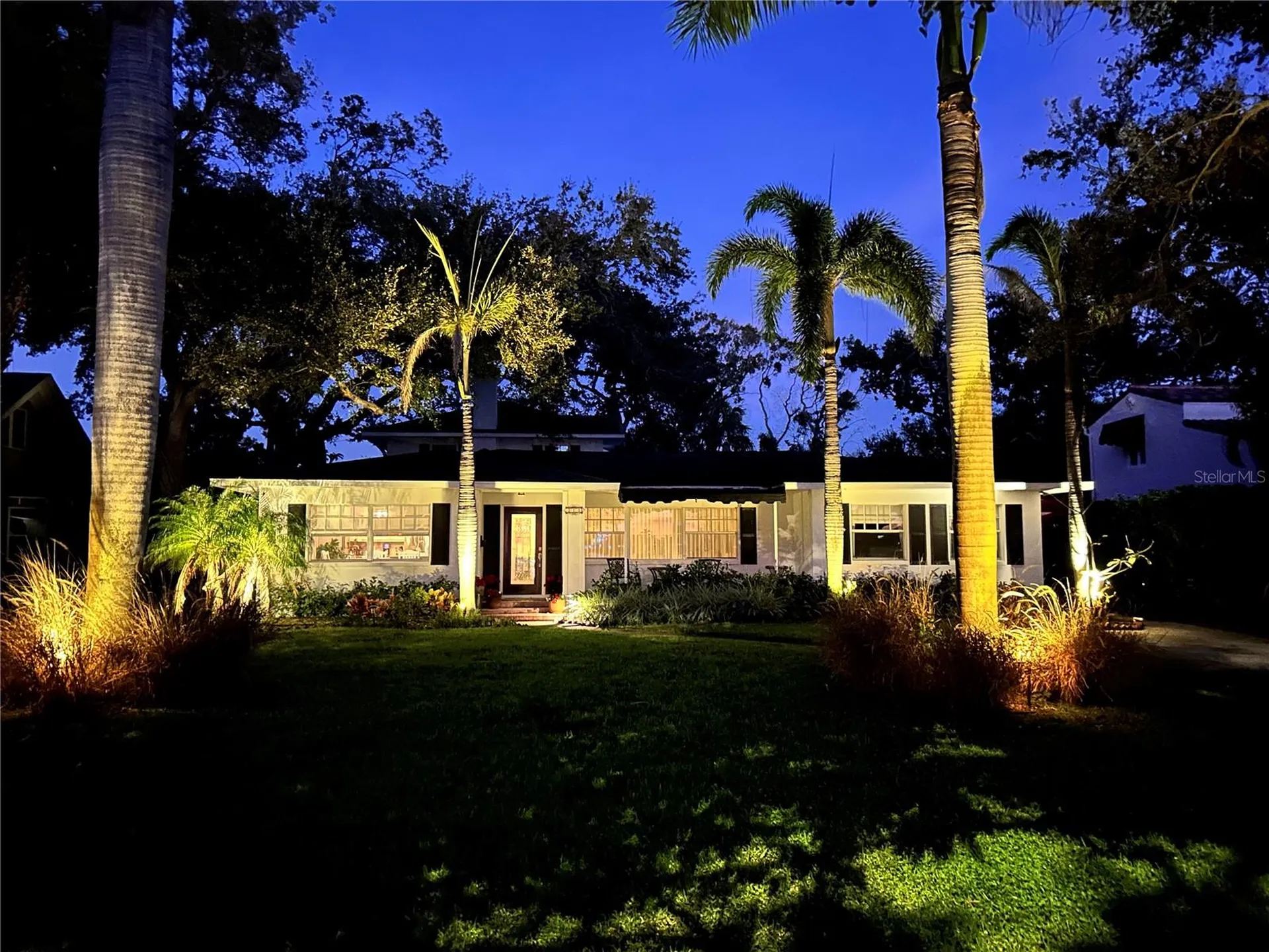 311 Sunset Drive N St Petersburg FL 33710