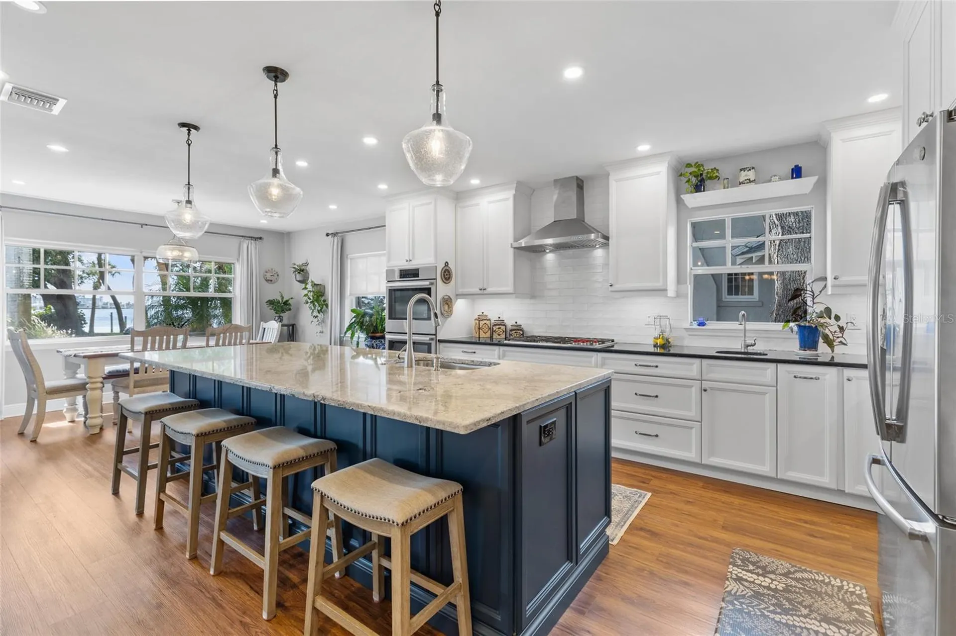 311 Sunset Drive N St Petersburg FL 33710
