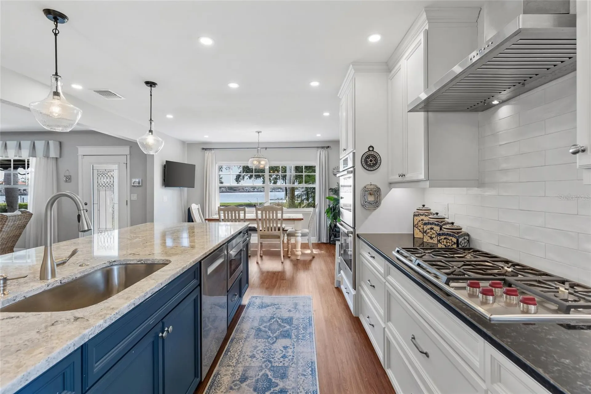 311 Sunset Drive N St Petersburg FL 33710