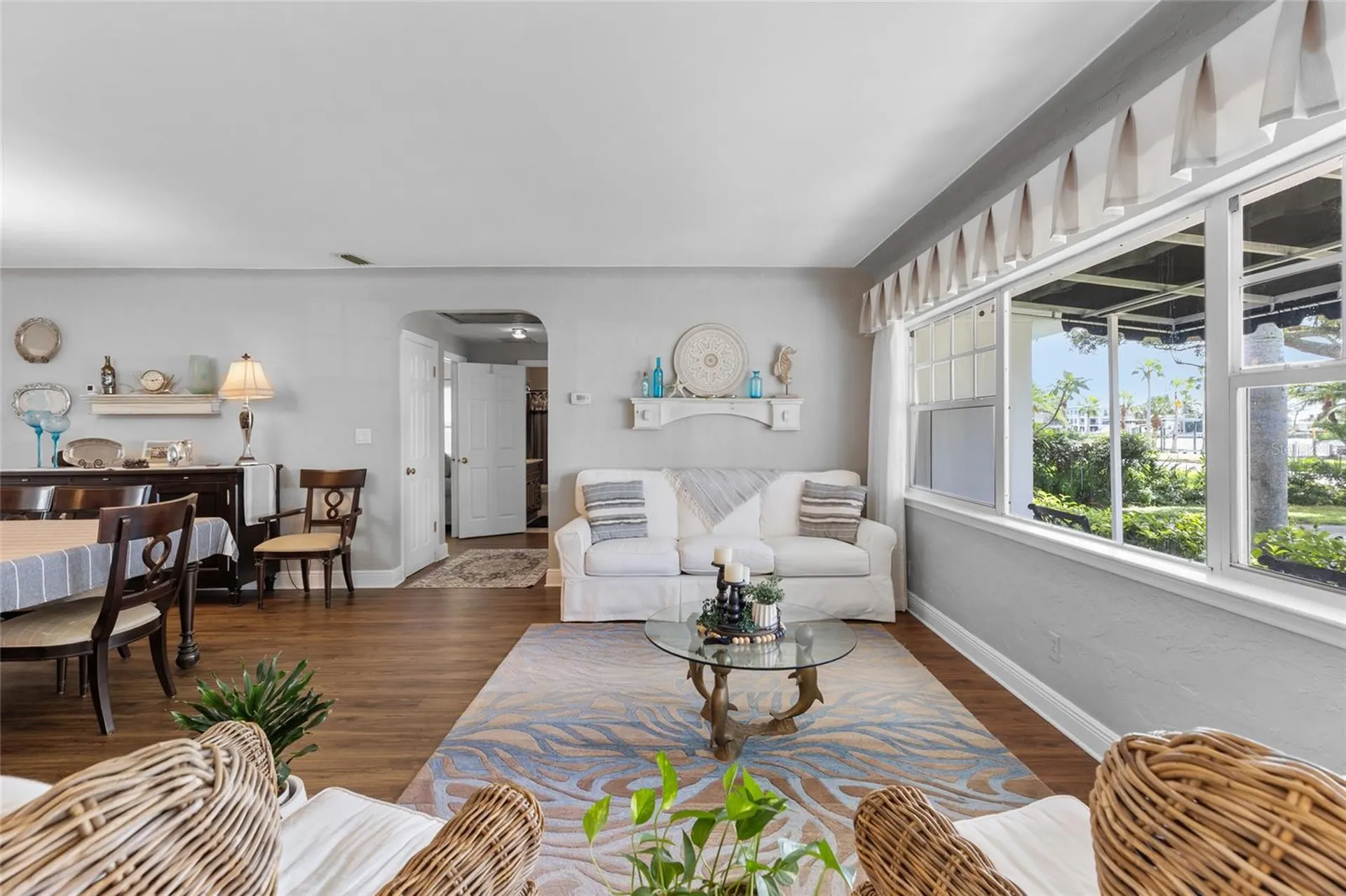 311 Sunset Drive N St Petersburg FL 33710