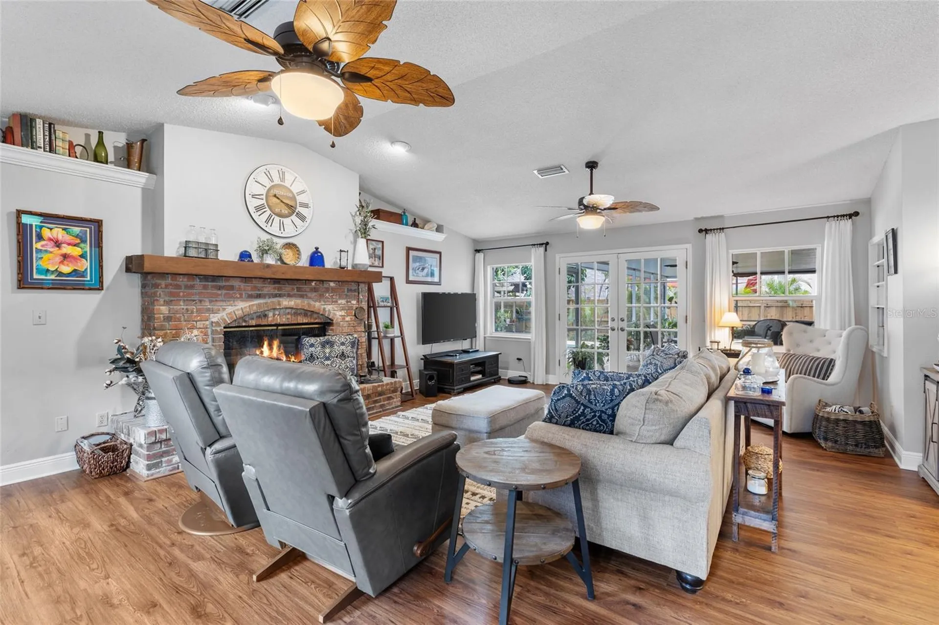 311 Sunset Drive N St Petersburg FL 33710