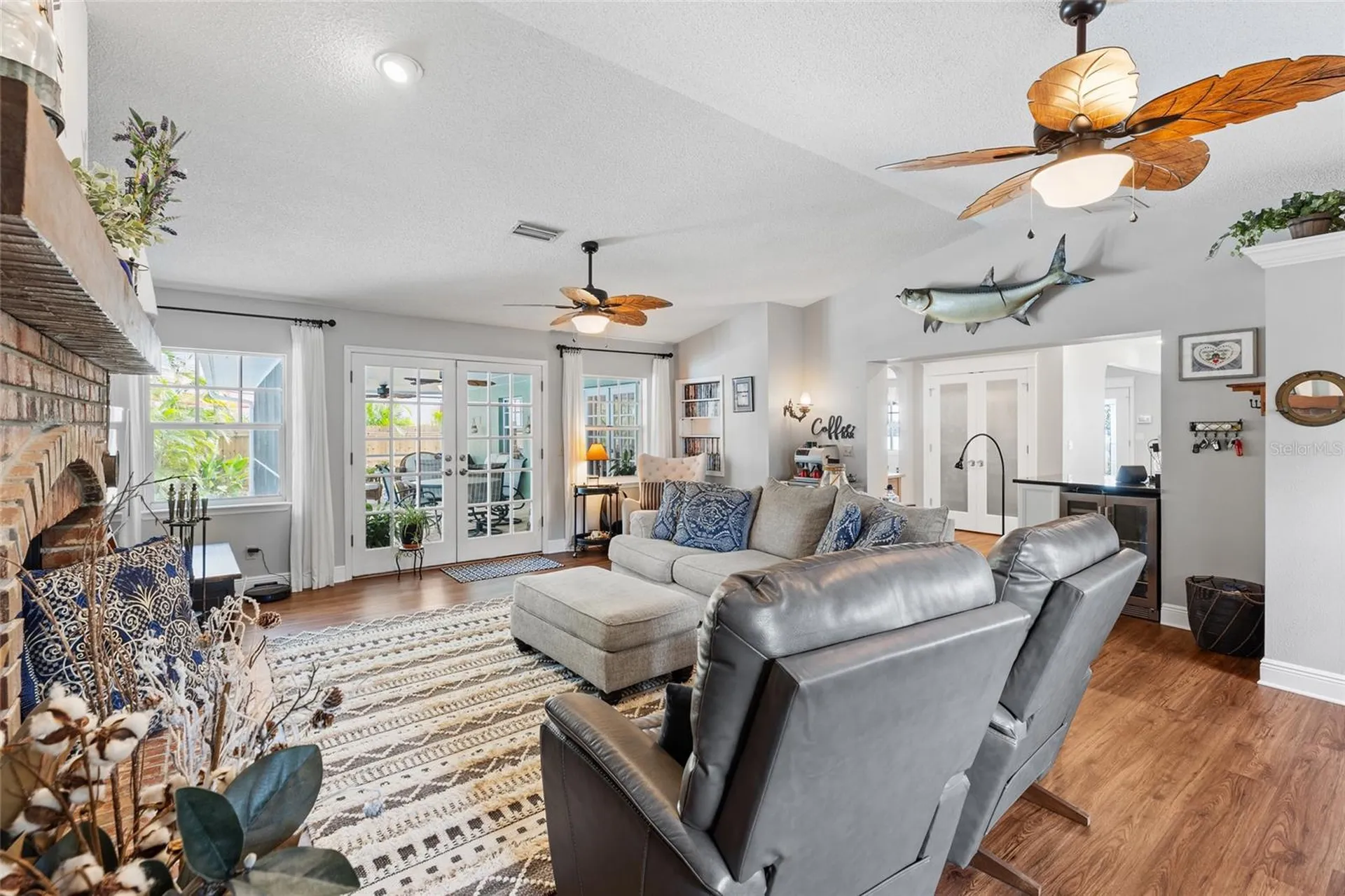 311 Sunset Drive N St Petersburg FL 33710