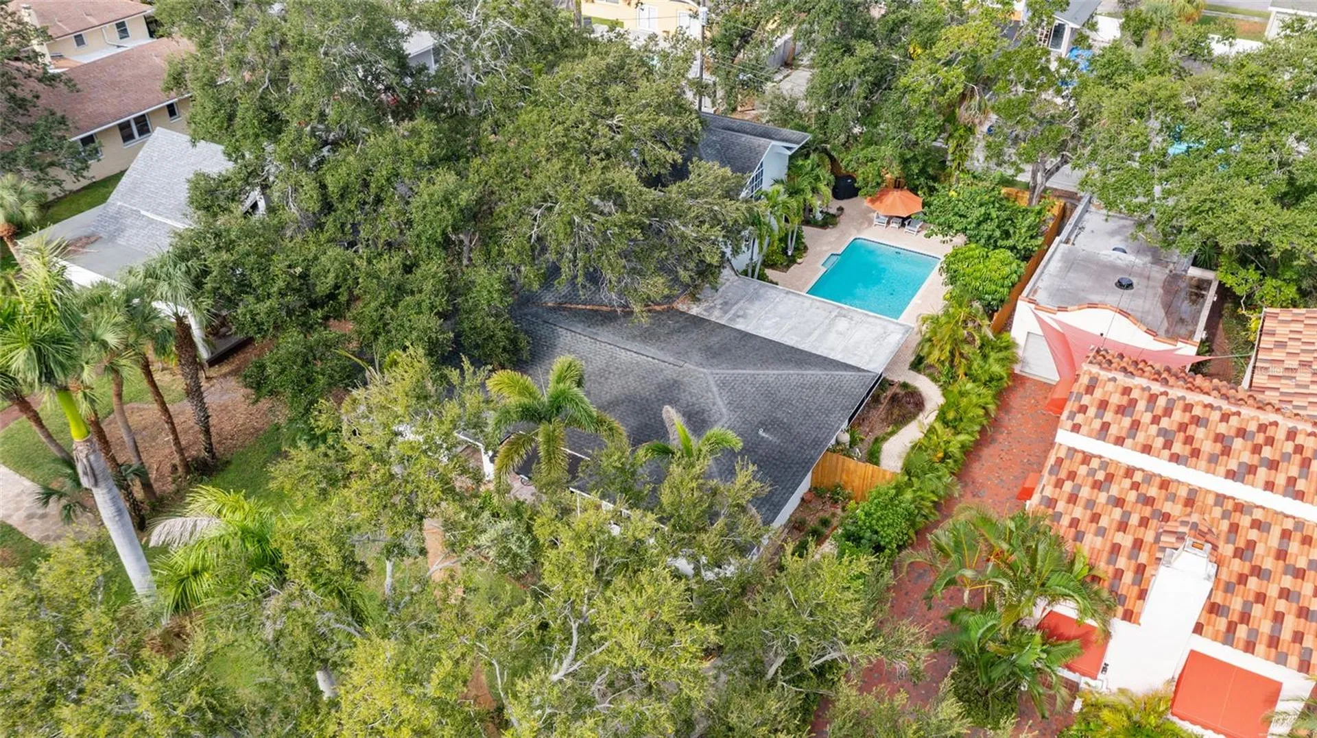 311 Sunset Drive N St Petersburg FL 33710