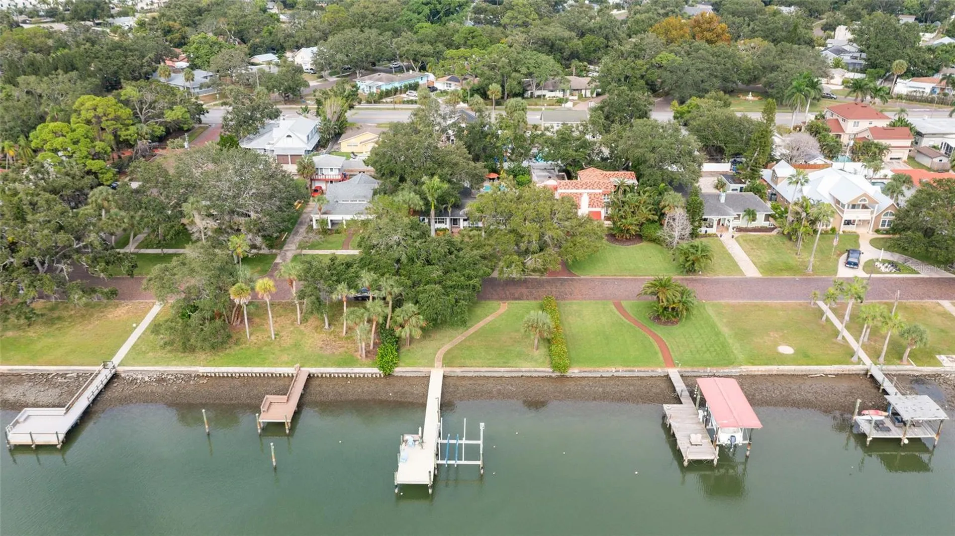 311 Sunset Drive N St Petersburg FL 33710