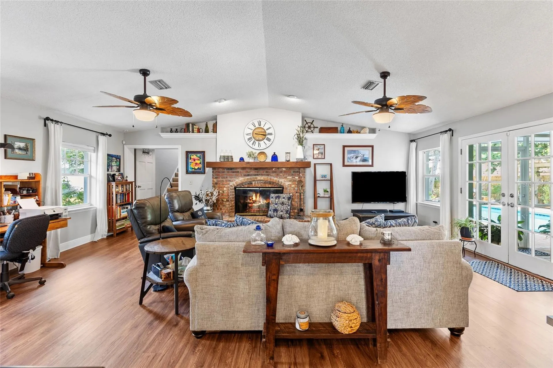 311 Sunset Drive N St Petersburg FL 33710