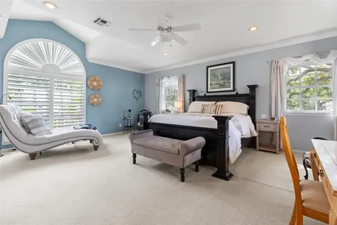 311 Sunset Drive N St Petersburg FL 33710