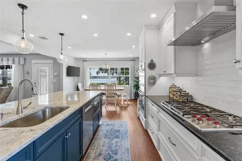 311 Sunset Drive N St Petersburg FL 33710