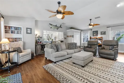 311 Sunset Drive N St Petersburg FL 33710