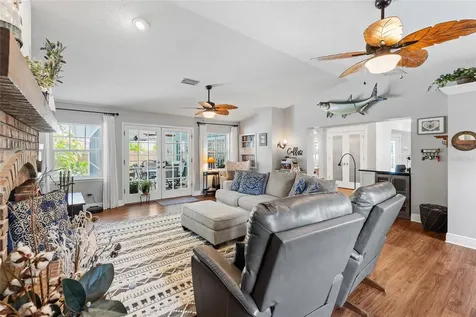311 Sunset Drive N St Petersburg FL 33710