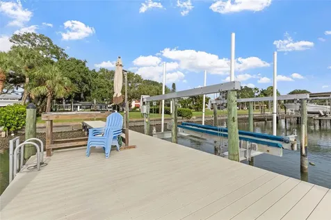 311 Sunset Drive N St Petersburg FL 33710
