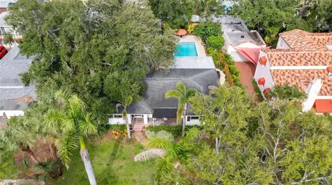311 Sunset Drive N St Petersburg FL 33710