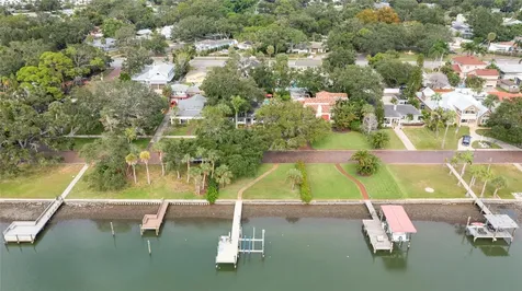 311 Sunset Drive N St Petersburg FL 33710
