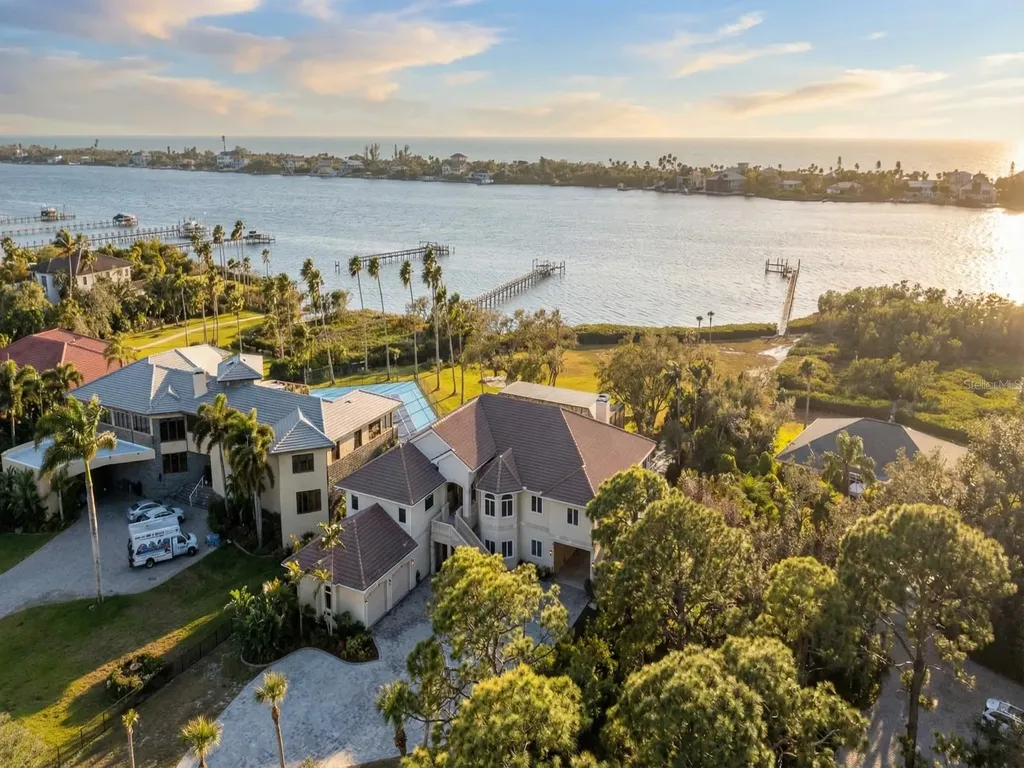 1930 Bayshore Drive Englewood FL 34223