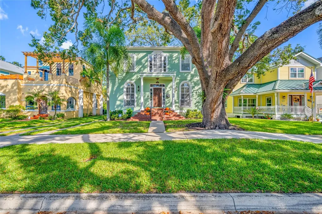 119 Adalia Avenue Tampa FL 33606