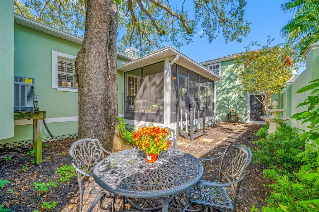 119 Adalia Avenue Tampa FL 33606