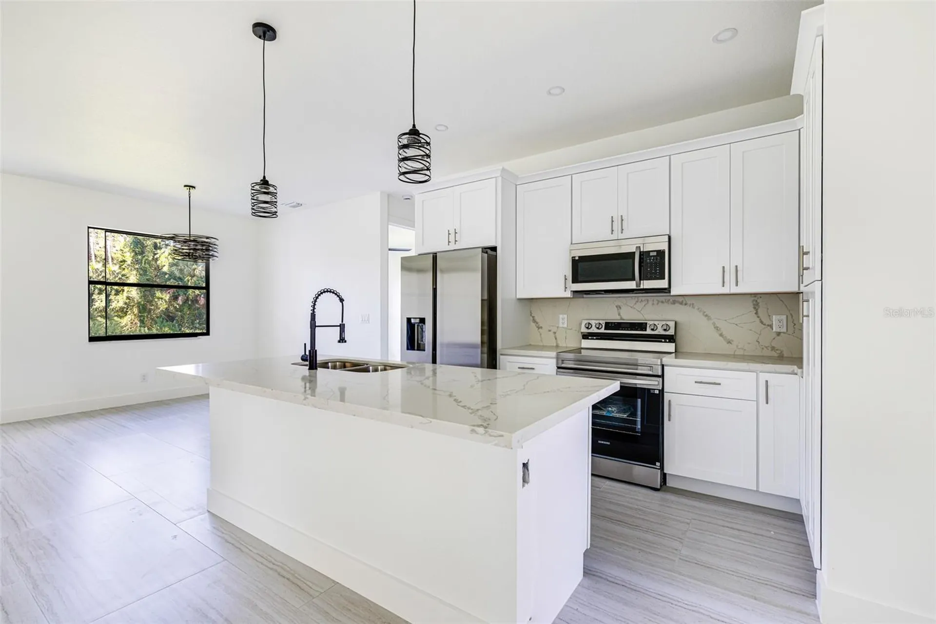 17196 Glenview Avenue Port Charlotte FL 33954