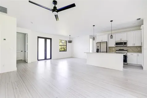 17196 Glenview Avenue Port Charlotte FL 33954