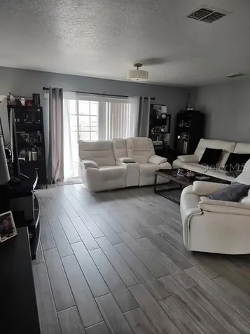 2013 Sea Front Court Clearwater FL 33763