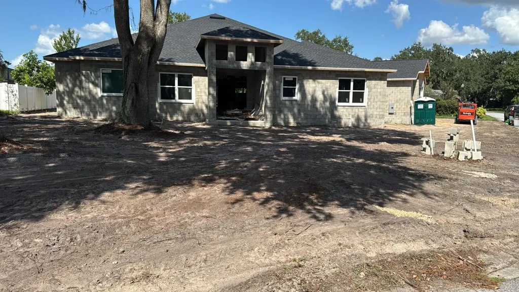 589 Christina Lake Drive Lakeland FL 33813