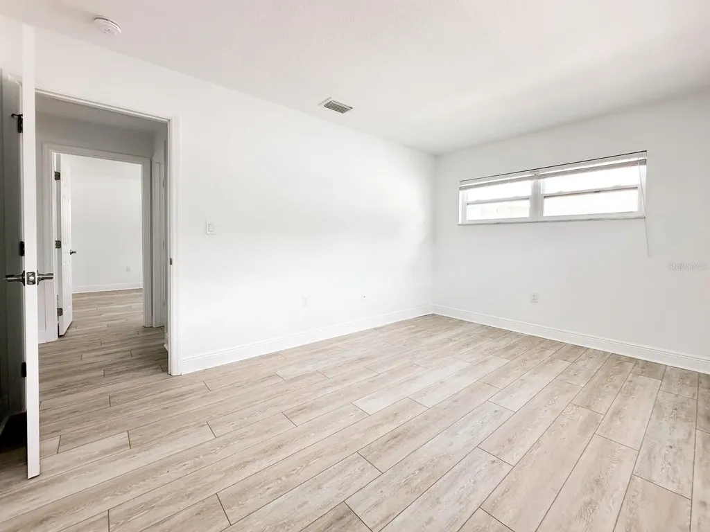 11295 1st Street E Treasure Island FL 33706