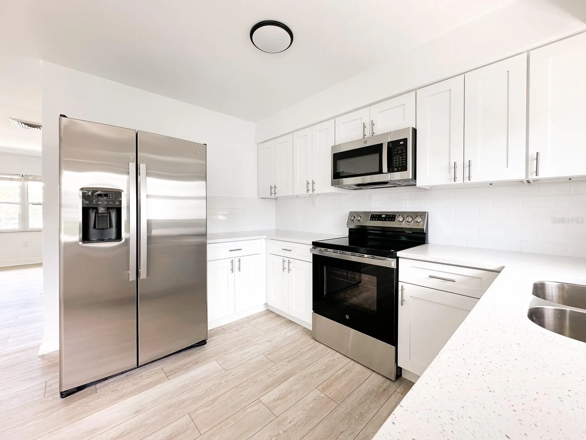 11295 1st Street E Treasure Island FL 33706