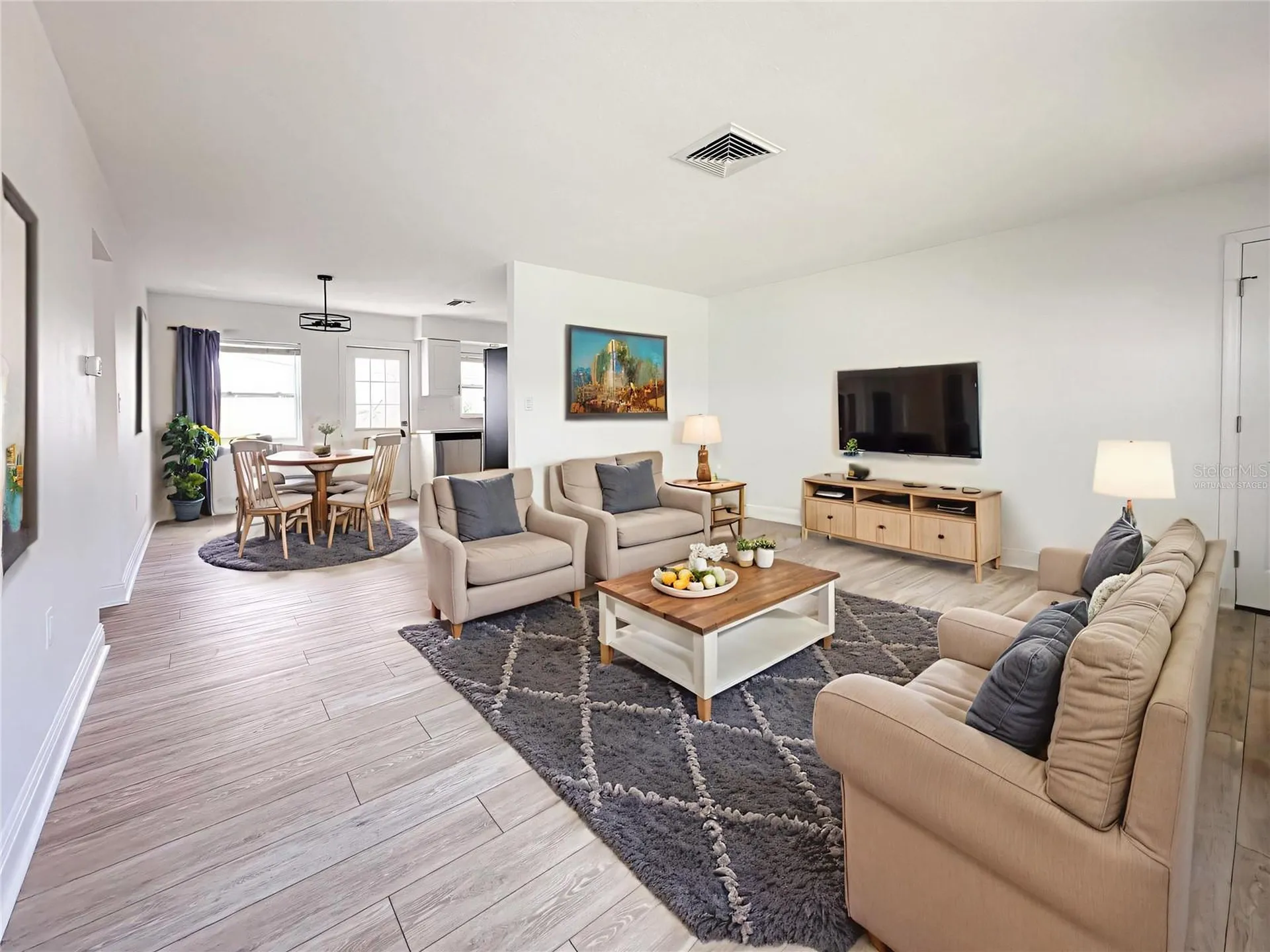 11295 1st Street E Treasure Island FL 33706