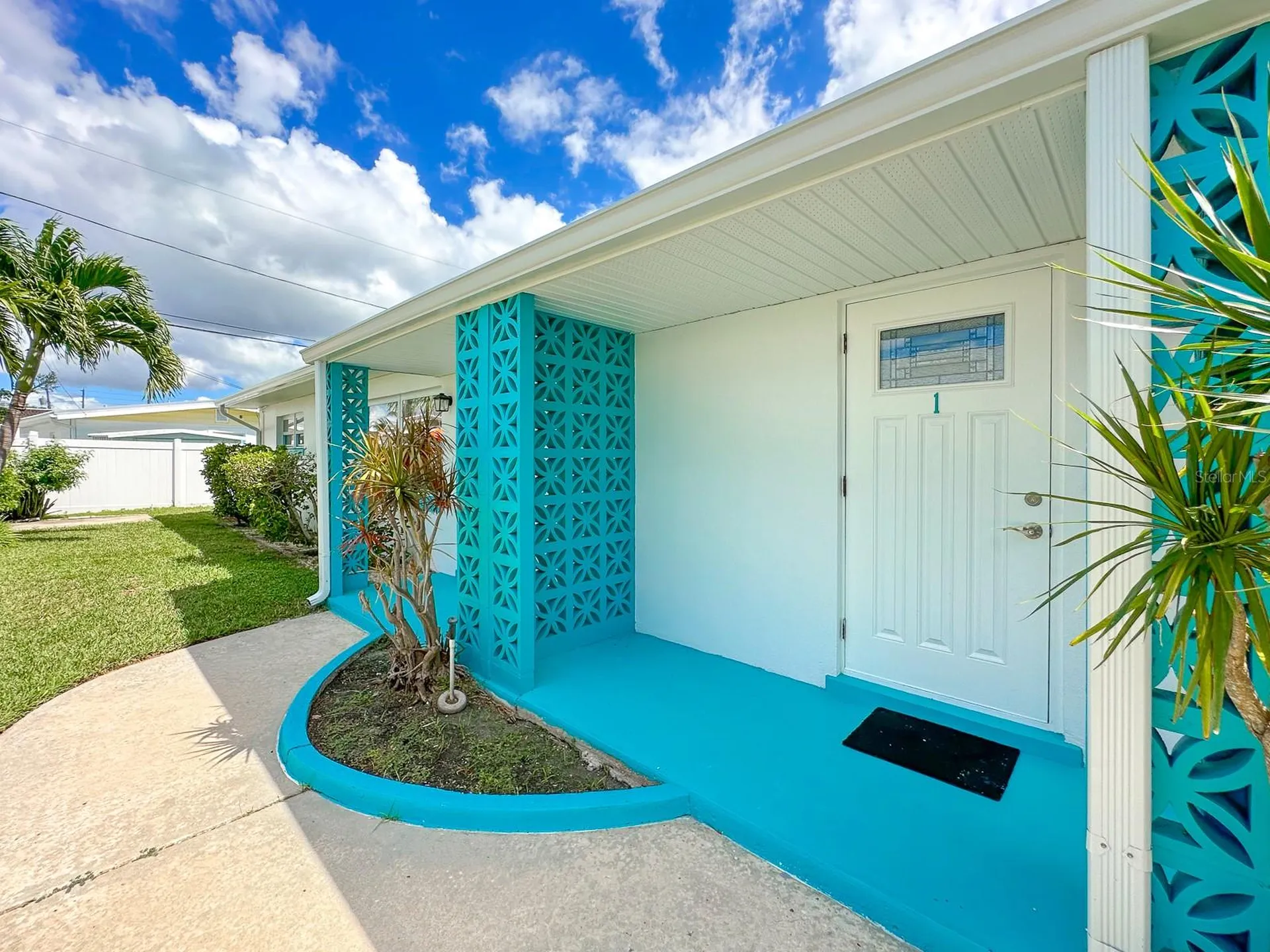 11295 1st Street E Treasure Island FL 33706