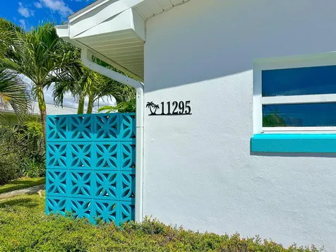 11295 1st Street E Treasure Island FL 33706