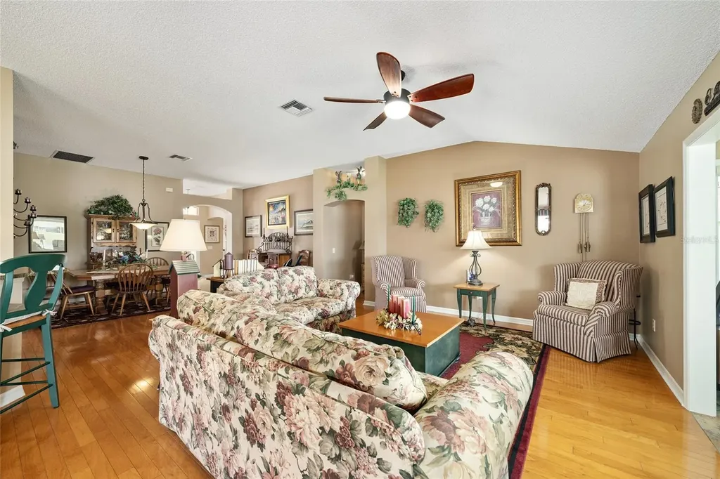 2054 Palo Alto Avenue The Villages FL 32159